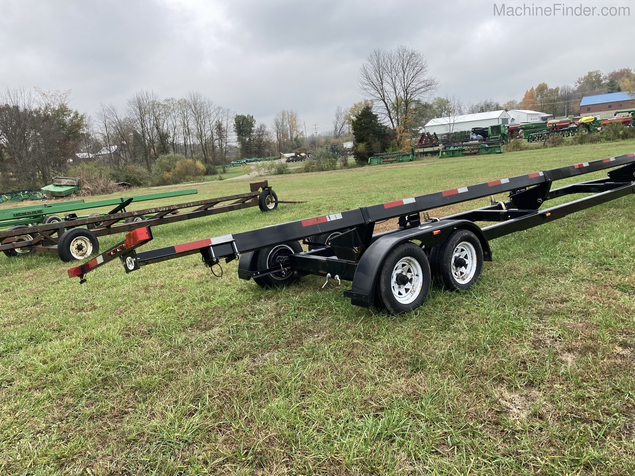 J&M 40' Road Runner Image 2