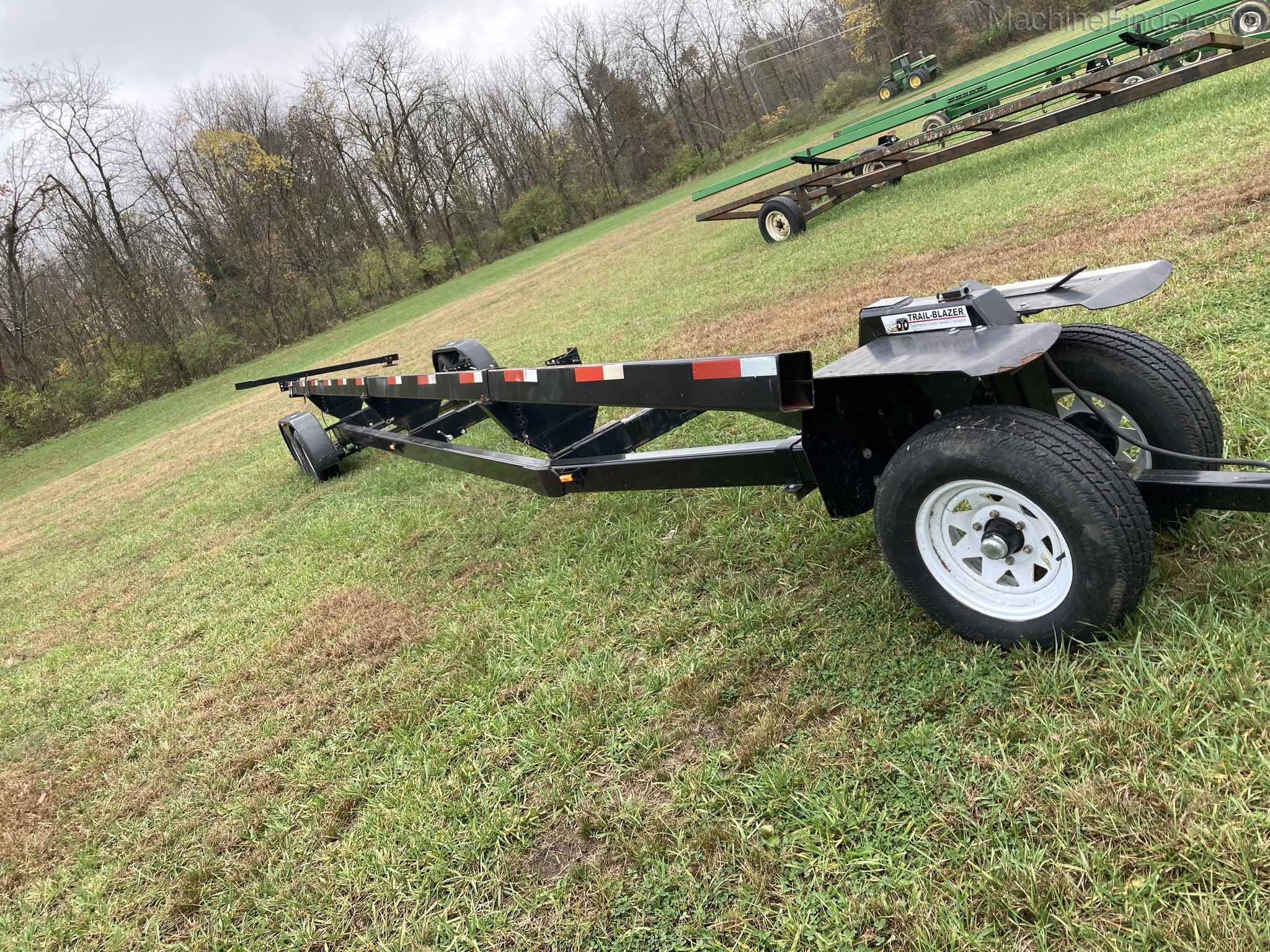 J&M 40' Road Runner Image 3