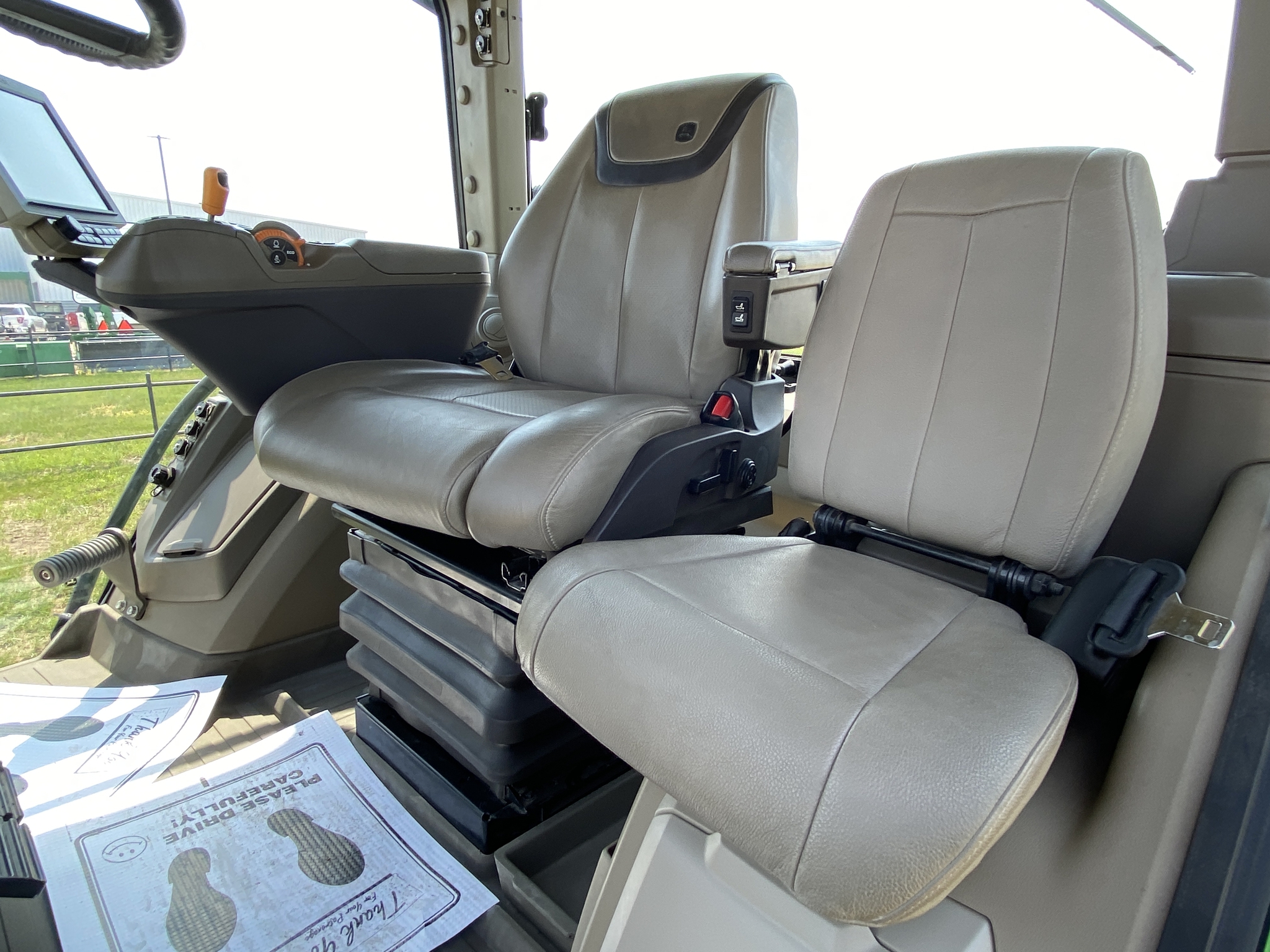 2020 John Deere 8RX 410 Image 19