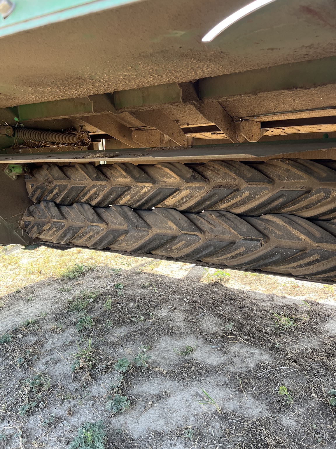2011 John Deere 630 Image 6