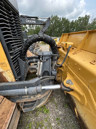 2022 John Deere 750L LGP