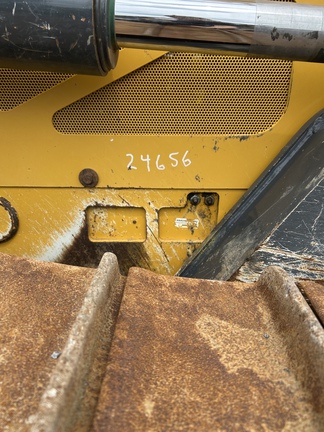 2022 John Deere 750L LGP