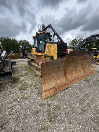 2022 John Deere 750L LGP