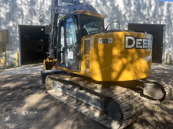 2010 John Deere 135D
