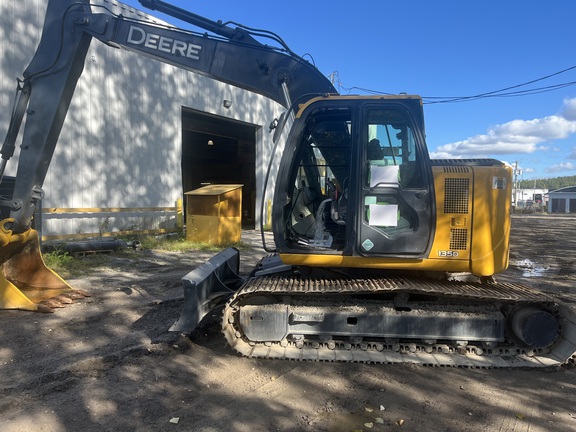 2010 John Deere 135D