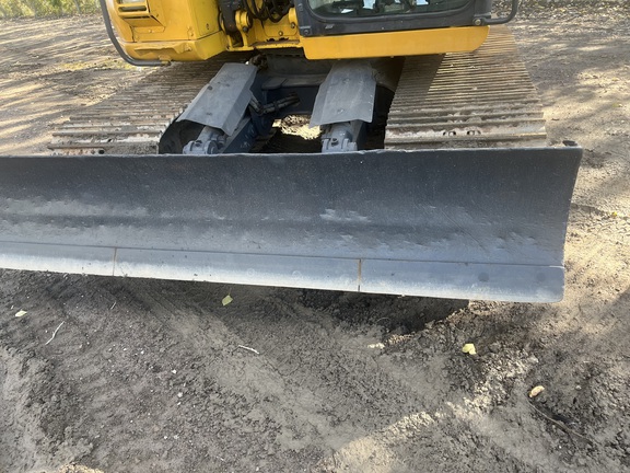2010 John Deere 135D