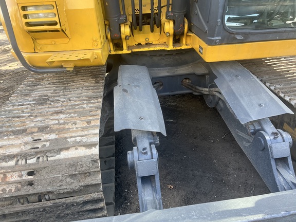 2010 John Deere 135D