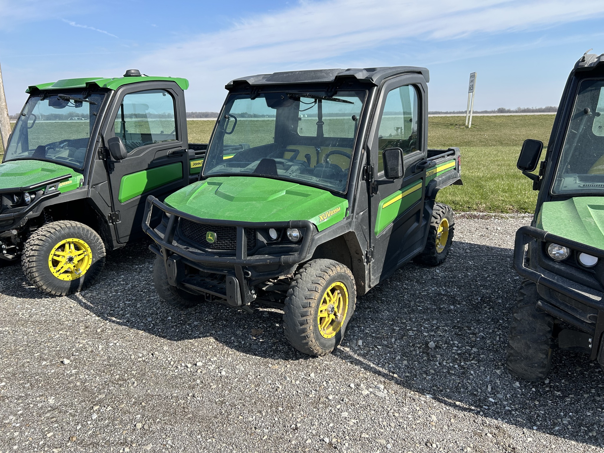  2018 John Deere XUV 835M at Heritage Tractor in Carthage, IL