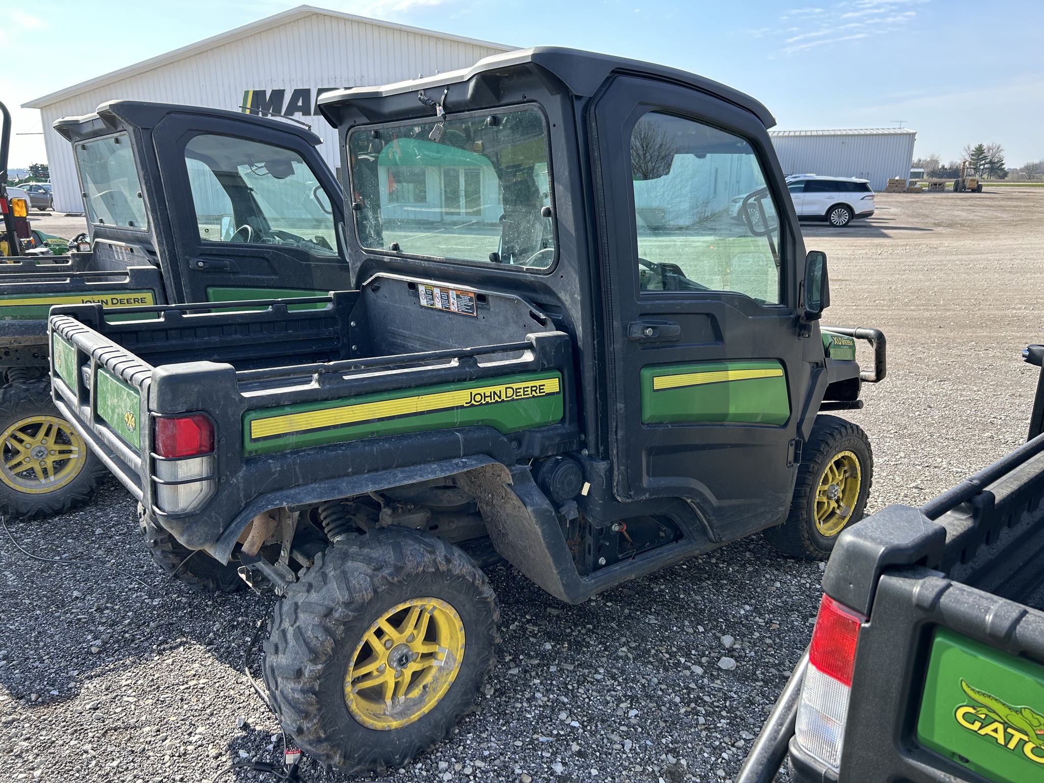  2018 John Deere XUV 835M at Heritage Tractor in Carthage, IL