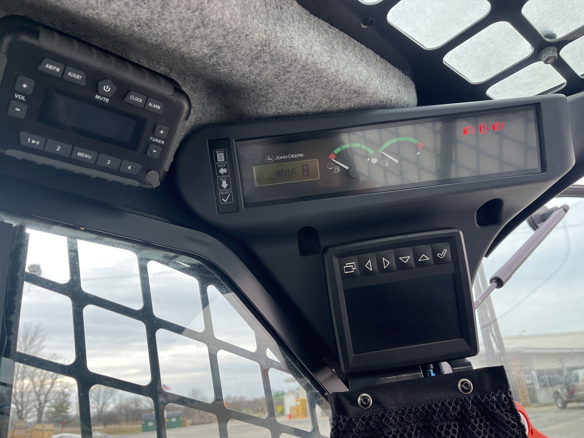 Used 2020 John Deere 320G Skid Steer Loaders at Koenig Equipment in Greenville, OH - PhotoXL10