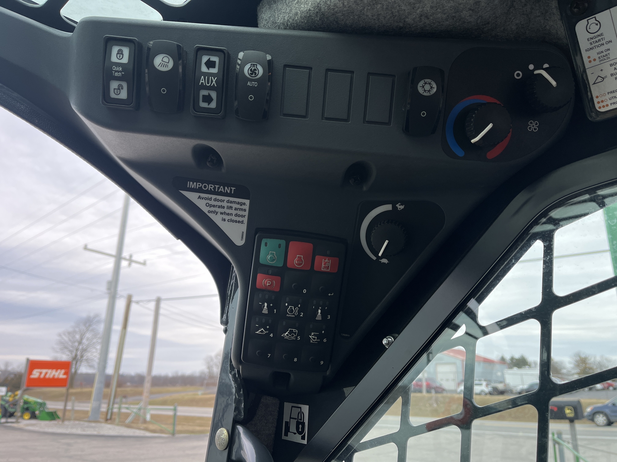Used 2020 John Deere 320G Skid Steer Loaders at Koenig Equipment in Greenville, OH - PhotoXL11