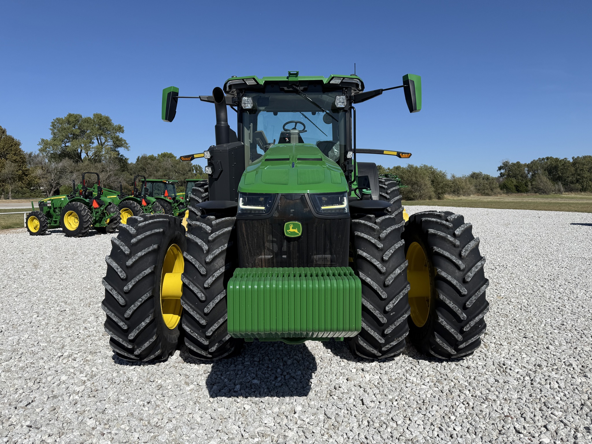2023 John Deere 8R 410 Image 8