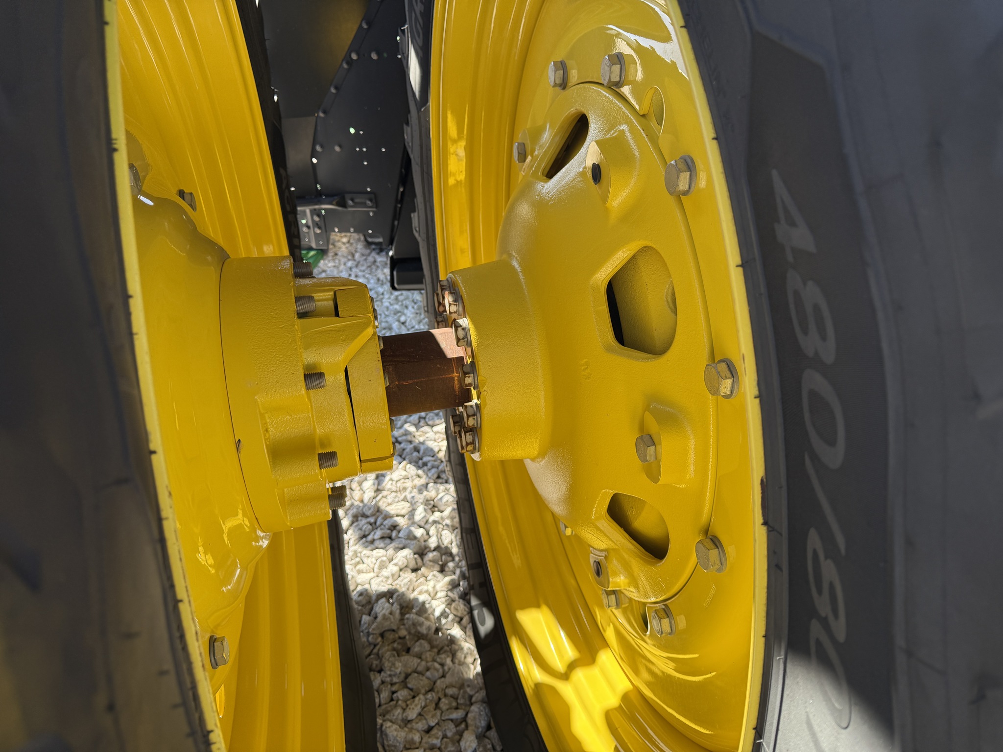 2023 John Deere 8R 410 Image 16