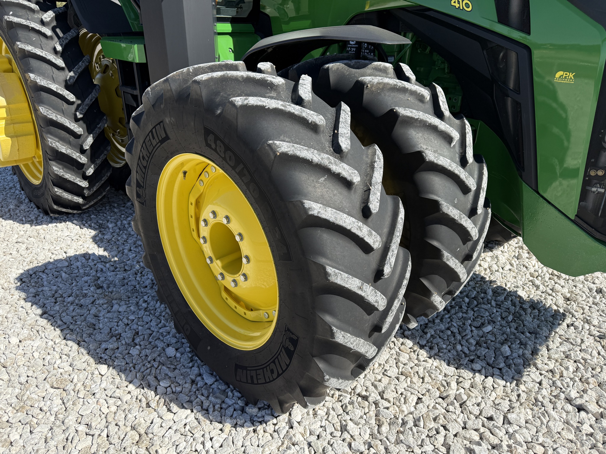 2023 John Deere 8R 410 Image 25