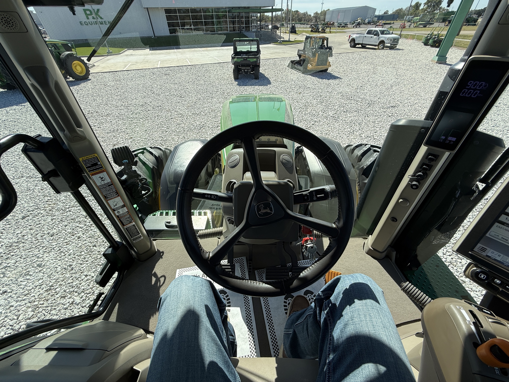 2023 John Deere 8R 410 Image 33