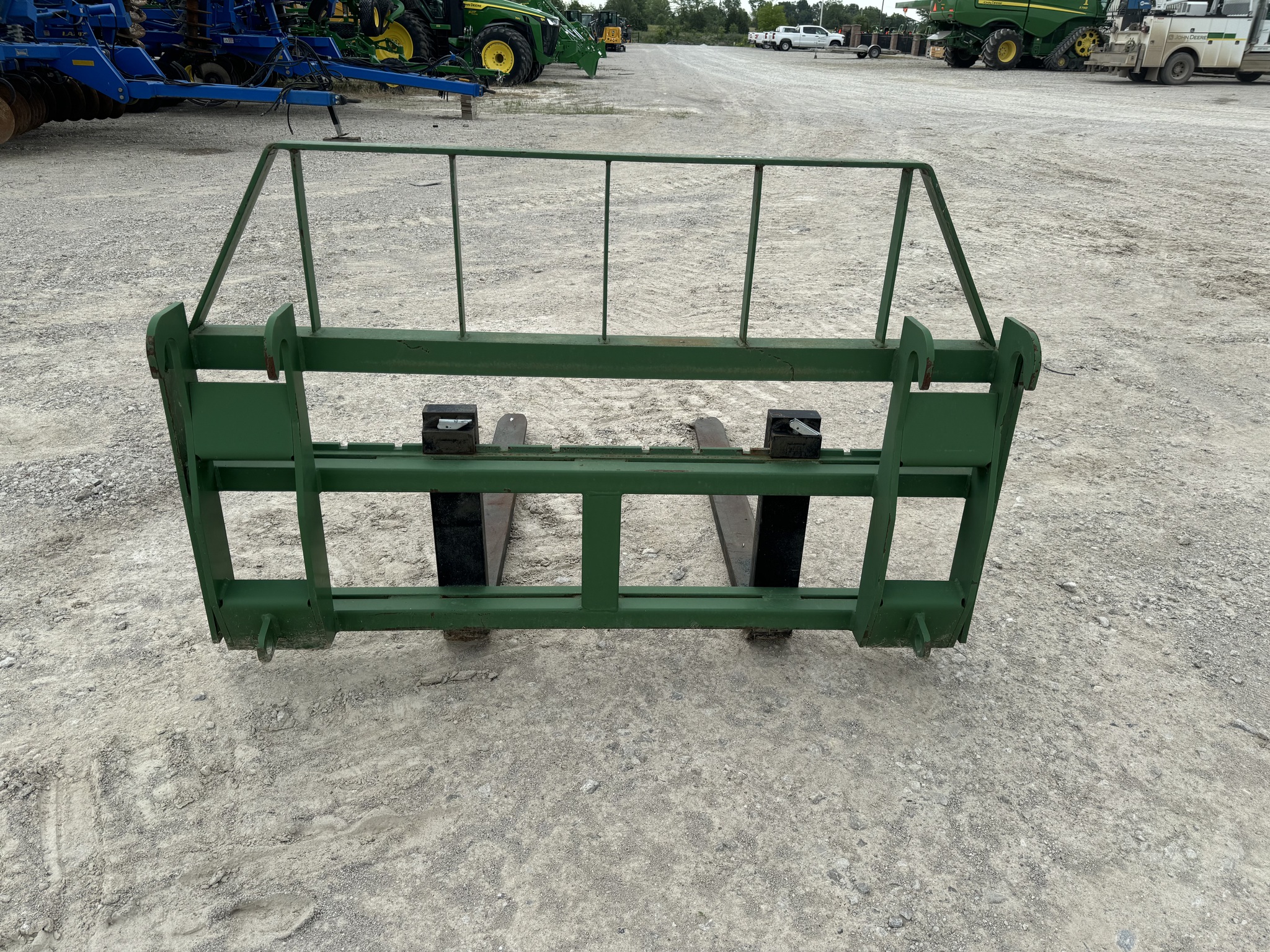  2019 John Deere LPWW-H480-48 GREEN 48" PALLET FORK ATTACHMENT- 6000# PAIR at Heritage Tractor in Adrian, MO