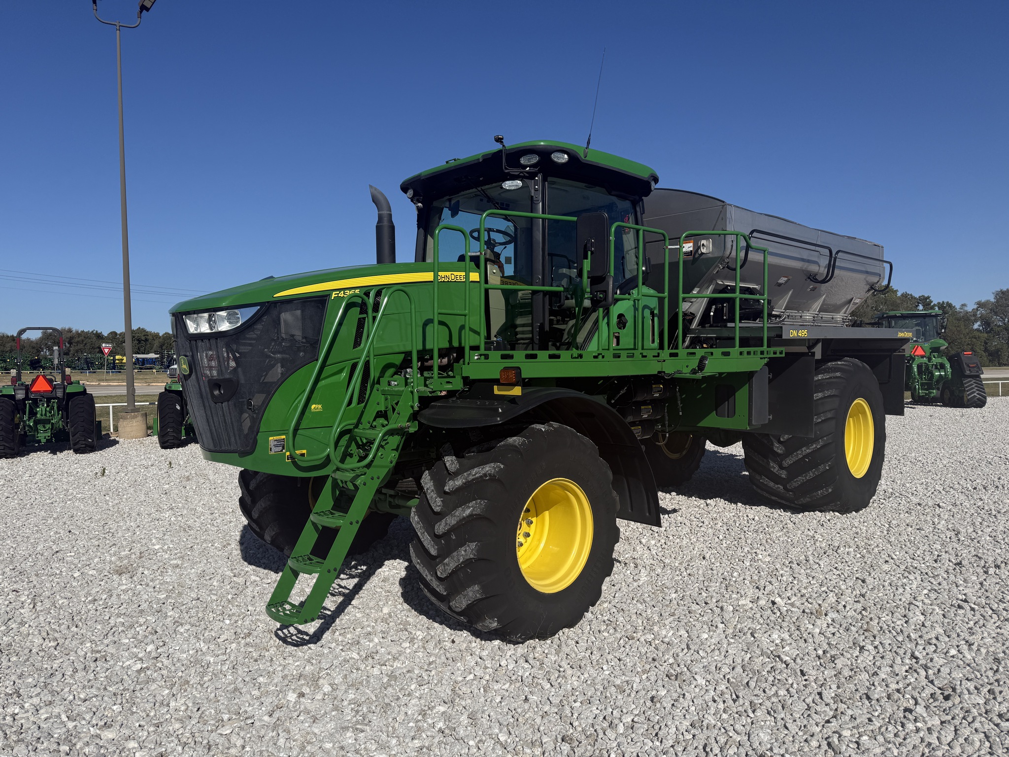 2020 John Deere F4365 Image 1
