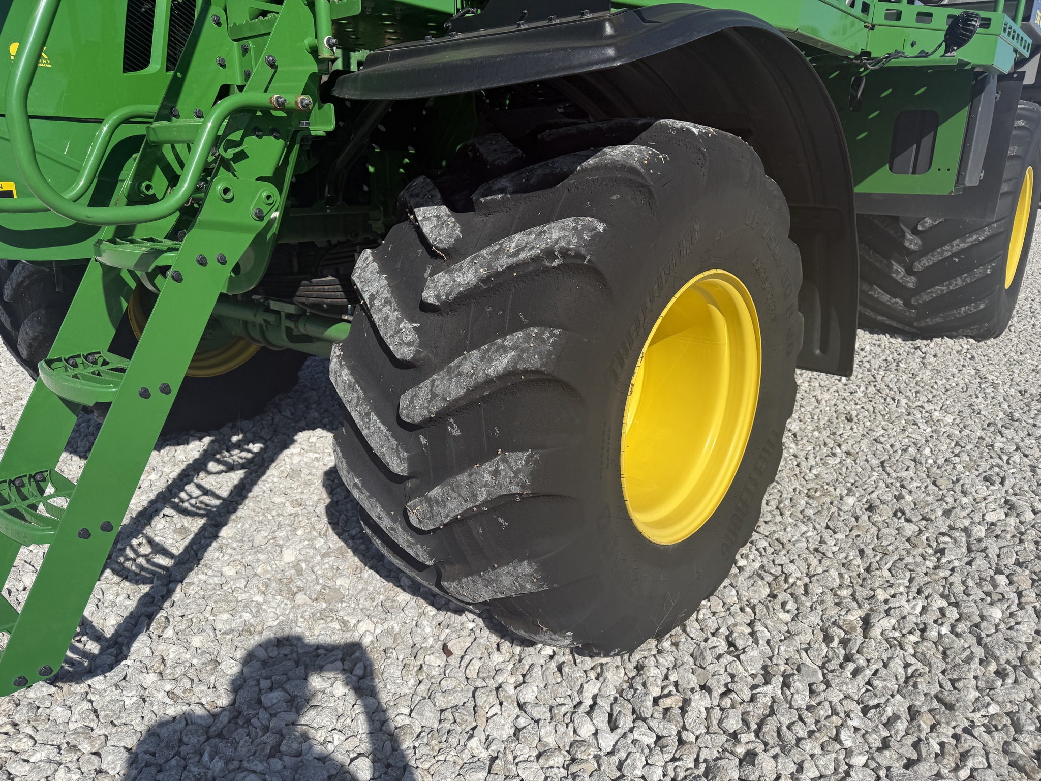2020 John Deere F4365 Image 11