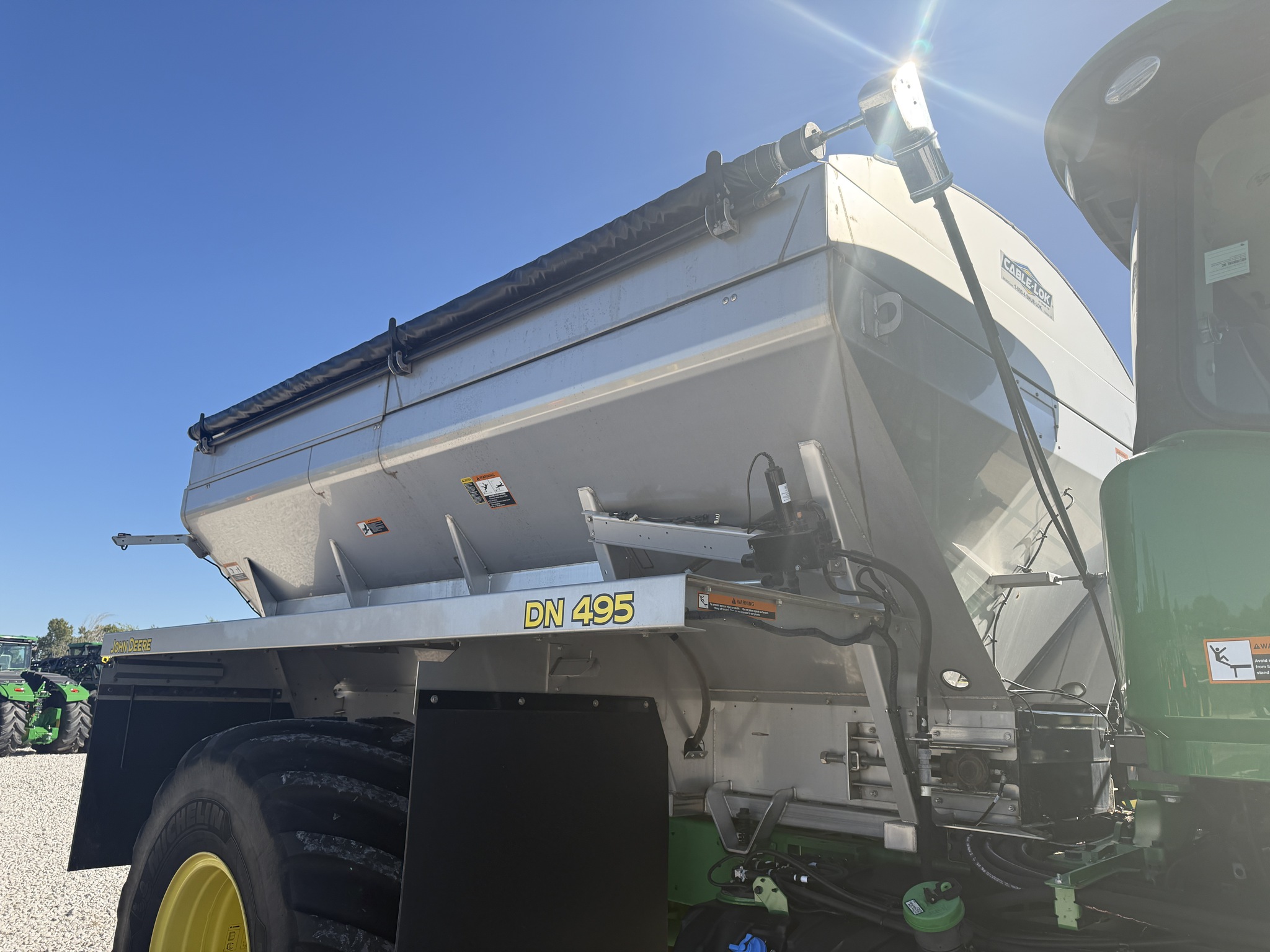 2020 John Deere F4365 Image 23