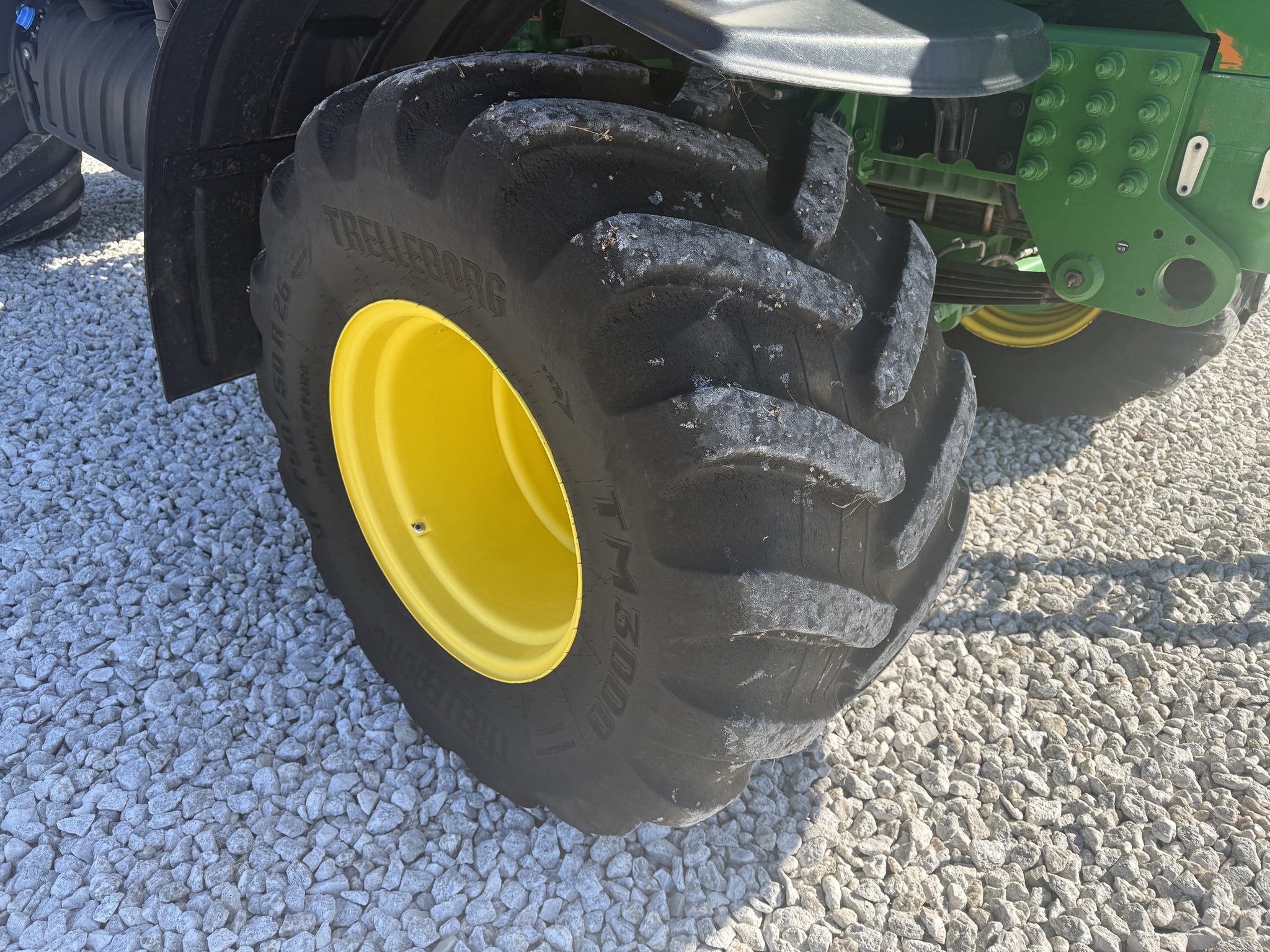 2020 John Deere F4365 Image 24