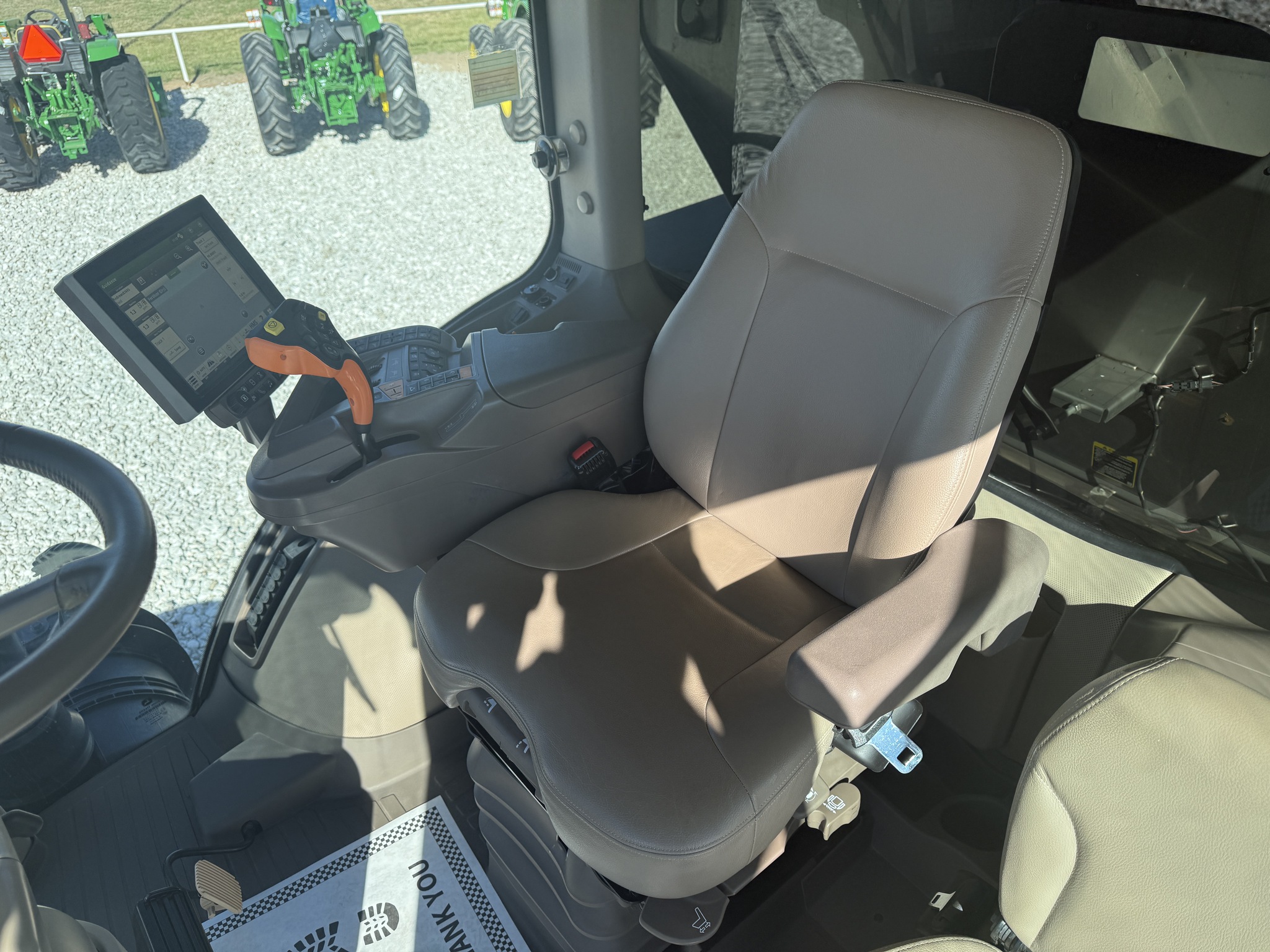 2020 John Deere F4365 Image 32