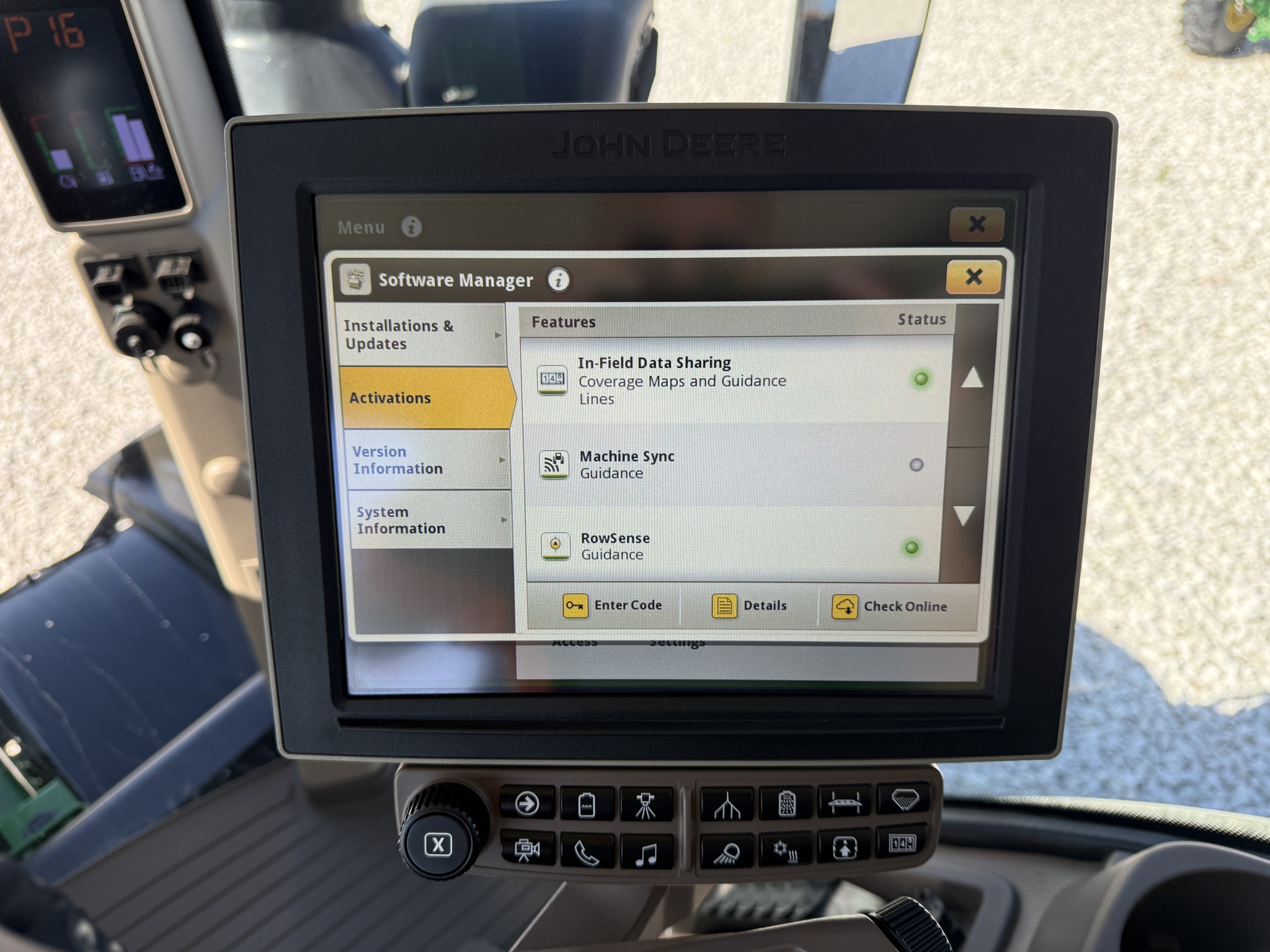 2020 John Deere F4365 Image 41