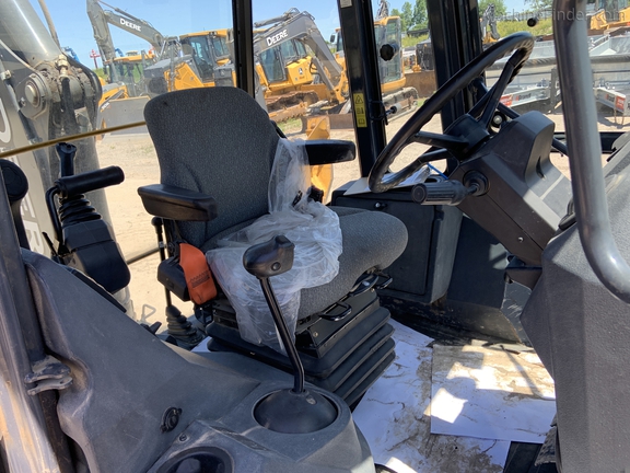 2018 John Deere 310SL