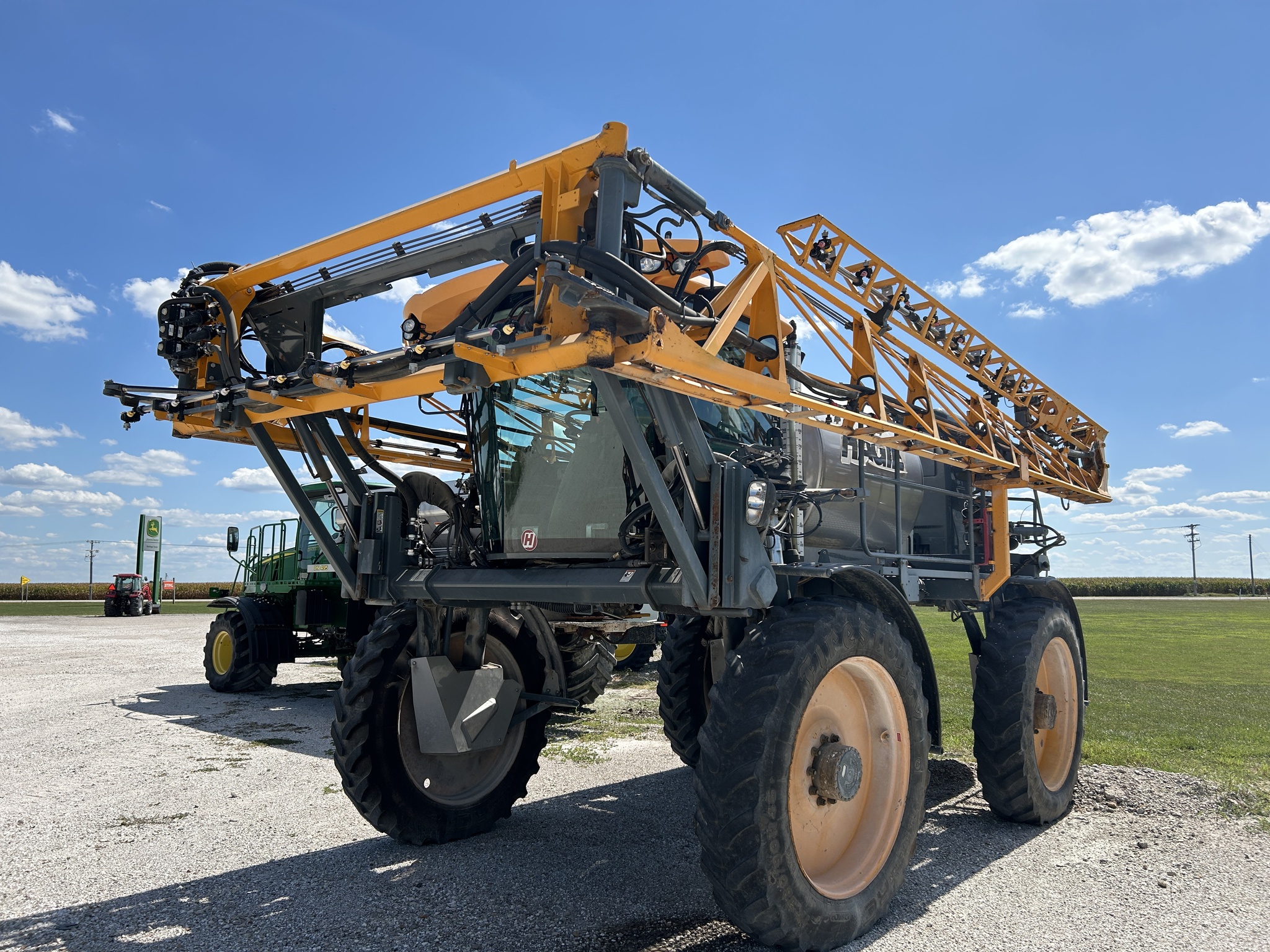  2016 Hagie STS12 at Heritage Tractor in Quincy, IL
