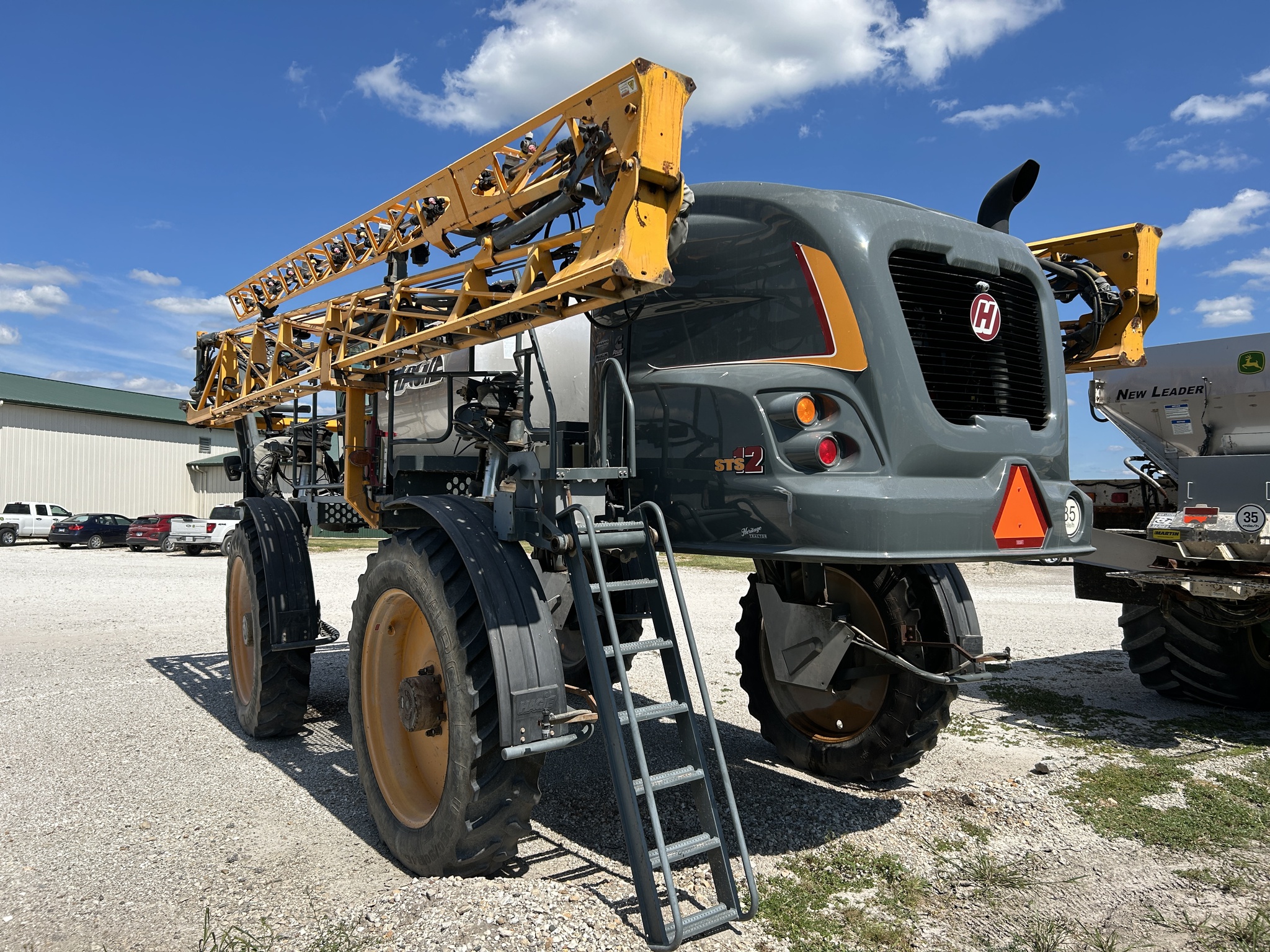  2016 Hagie STS12 at Heritage Tractor in Quincy, IL
