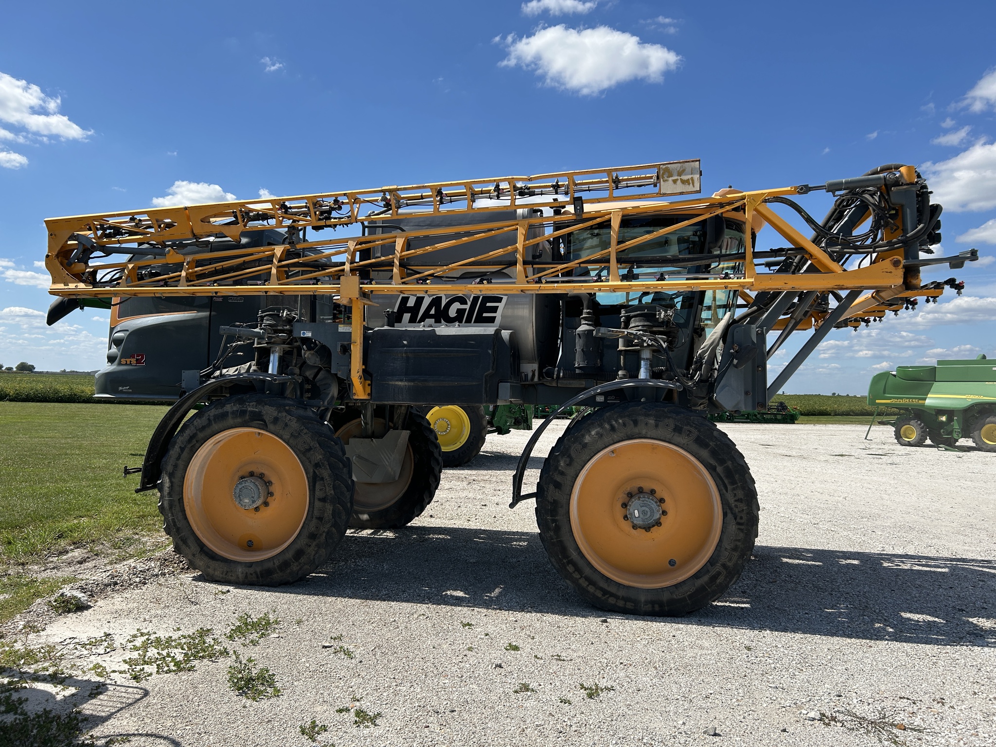  2016 Hagie STS12 at Heritage Tractor in Quincy, IL