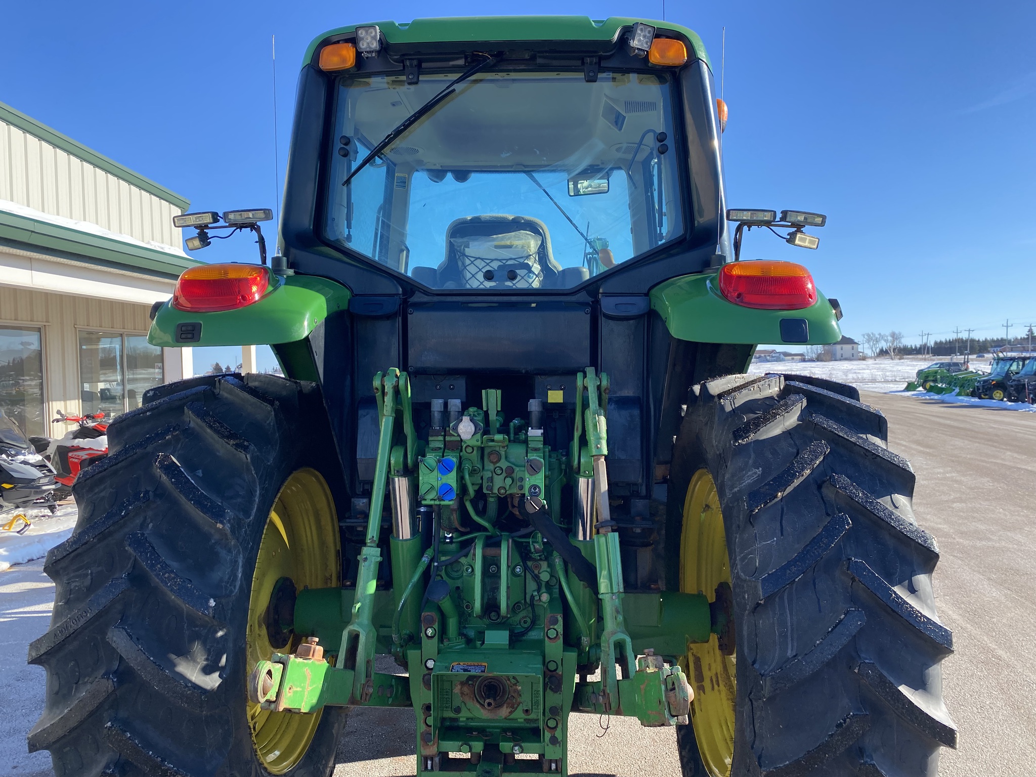 2018 John Deere 6120M Image 14
