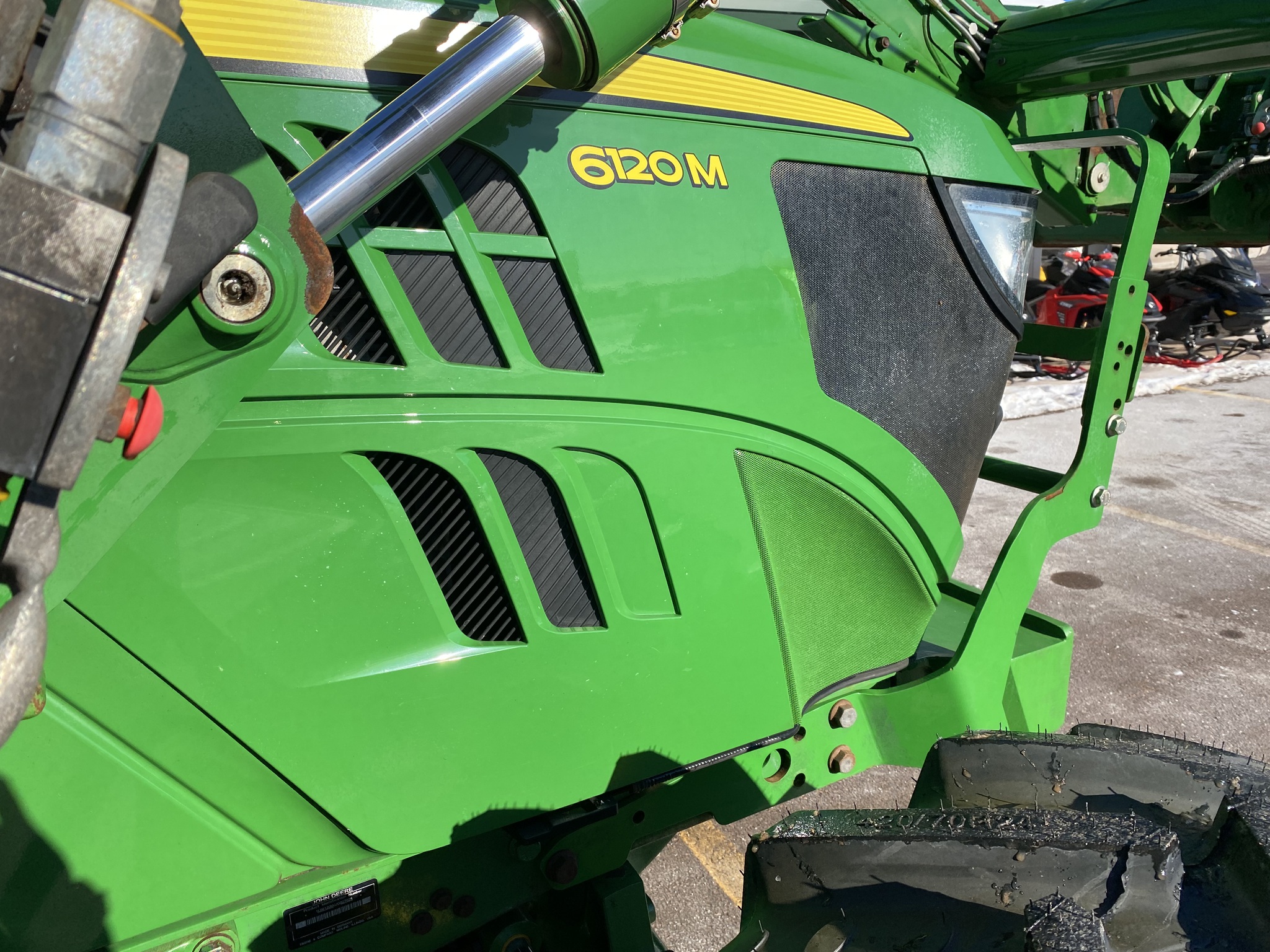 2018 John Deere 6120M Image 16