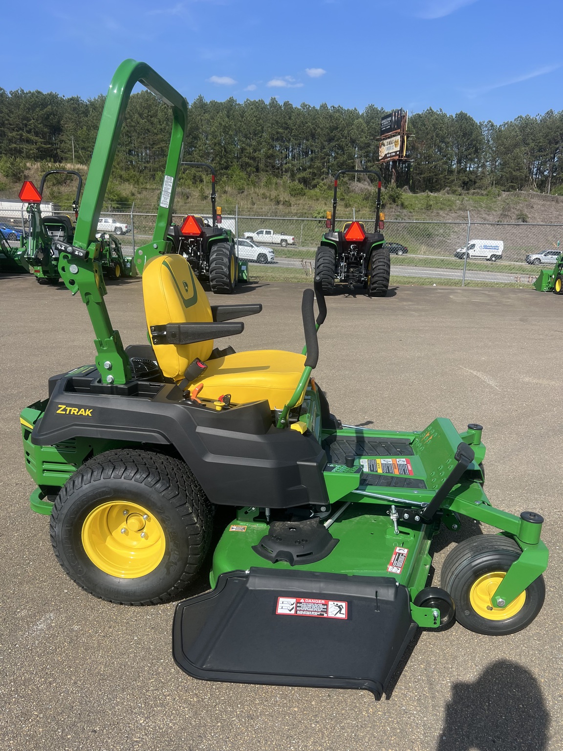 2025 John Deere Z530M Image 2