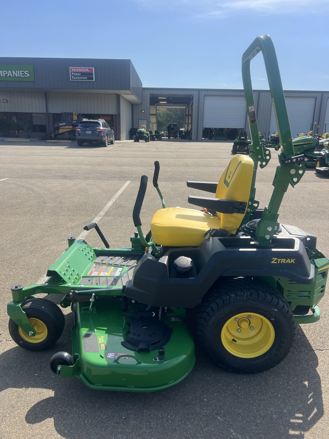 2025 John Deere Z530M Image 4