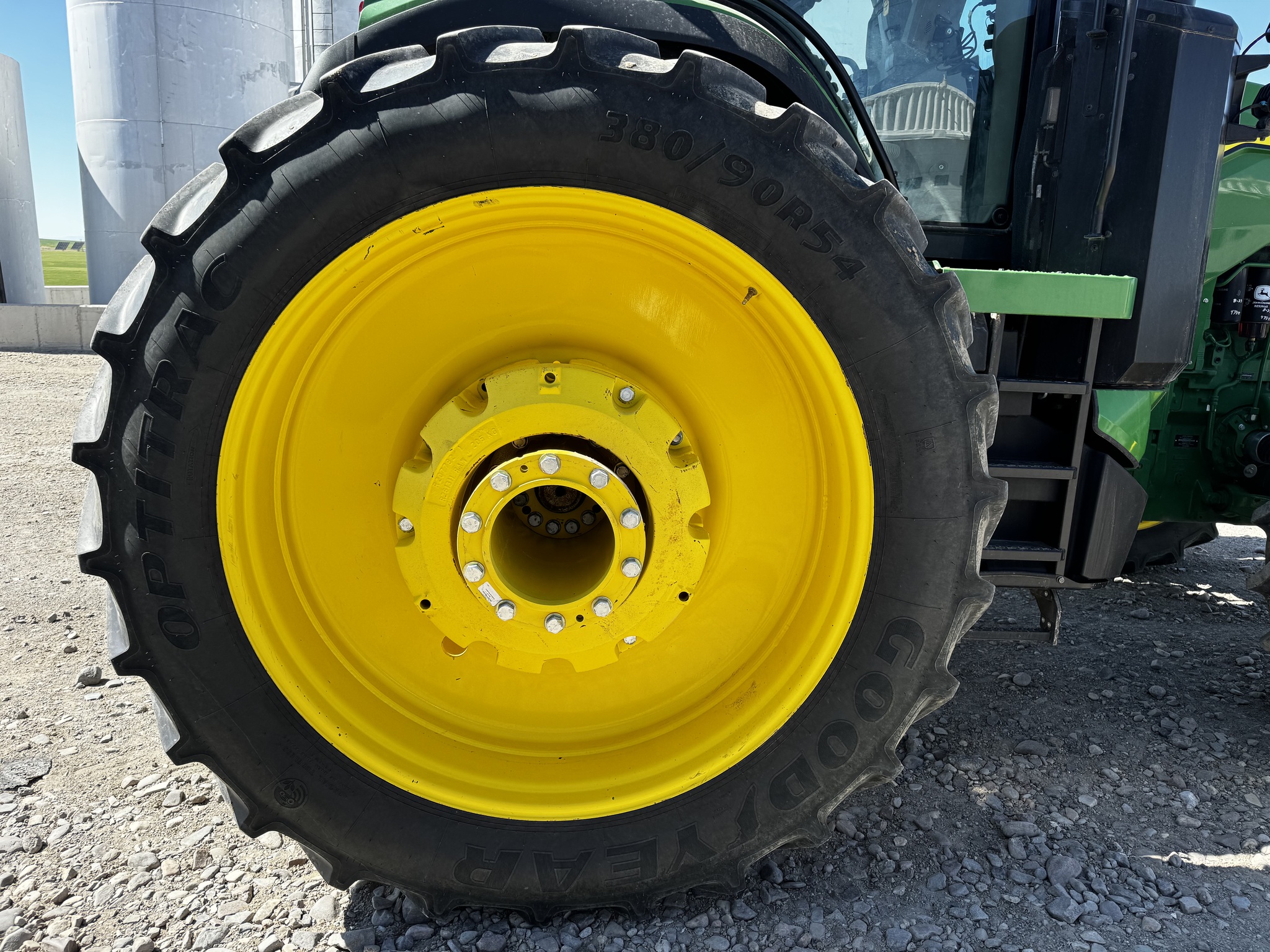 2022 John Deere 8R 340 Image 12