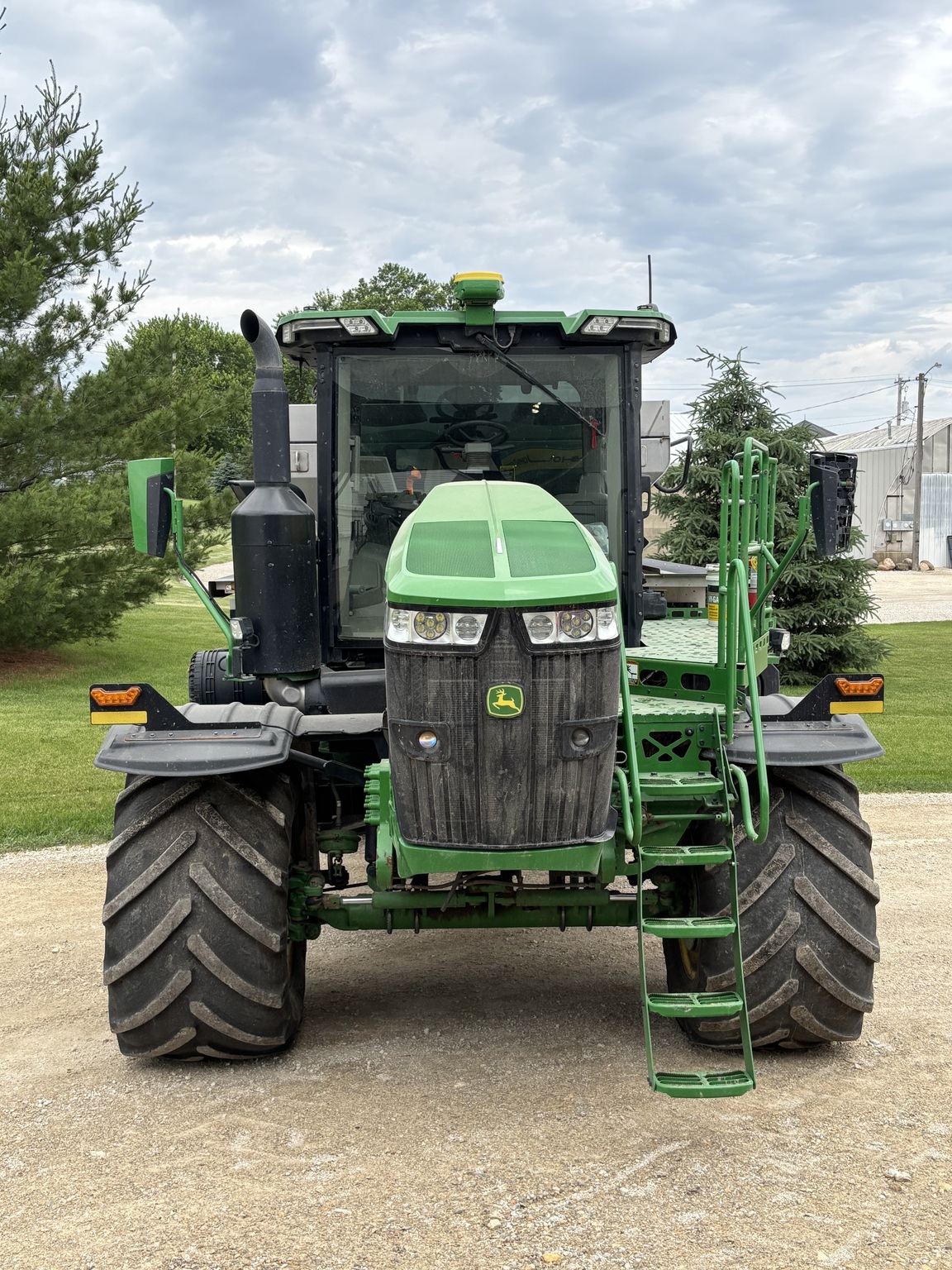 2022 John Deere 800R Image 2