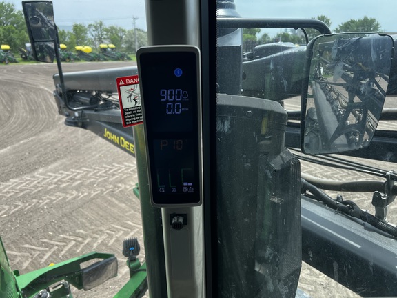 2022 John Deere 412R - Photo42