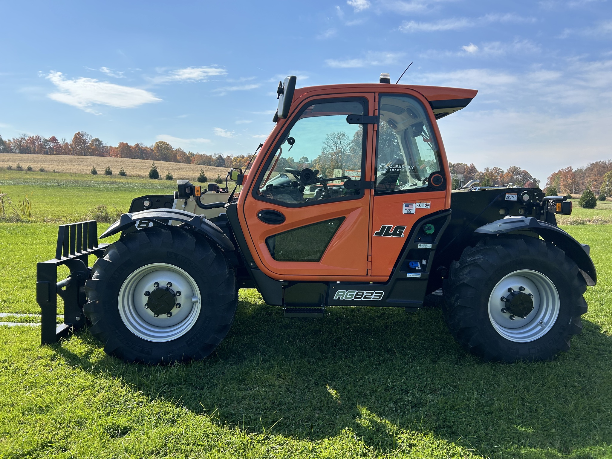 2024 JLG AG823 Image 2