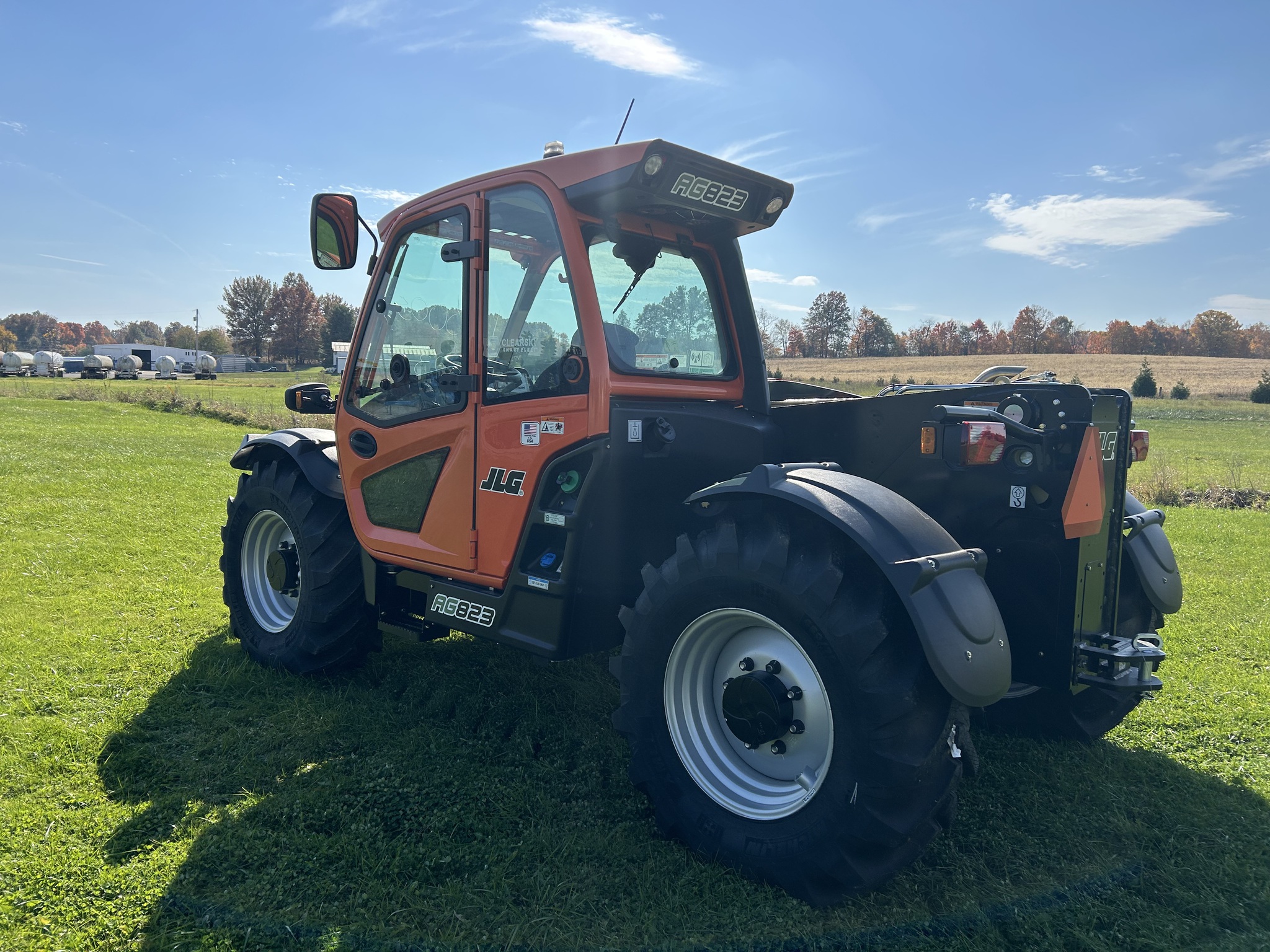 2024 JLG AG823 Image 3