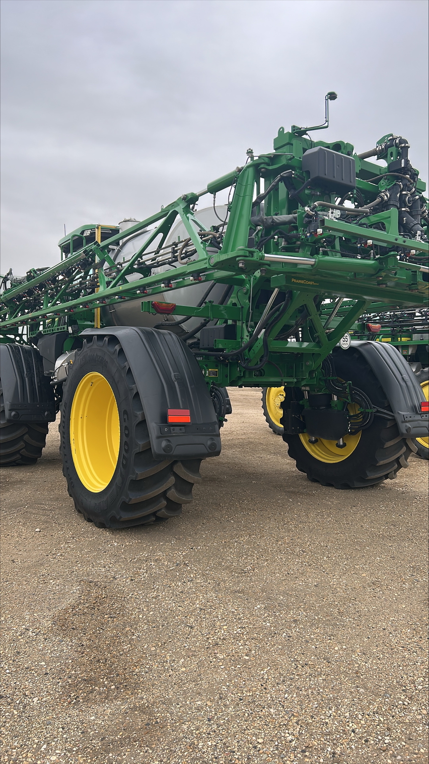 2024 John Deere 616R Image 5