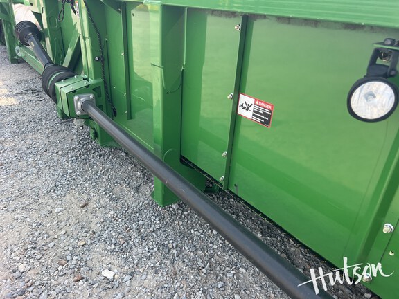 Photo of 2016 John Deere 612FC
