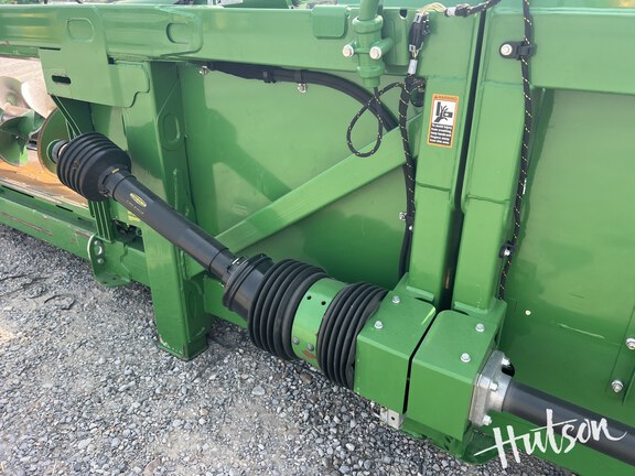 Photo of 2016 John Deere 612FC
