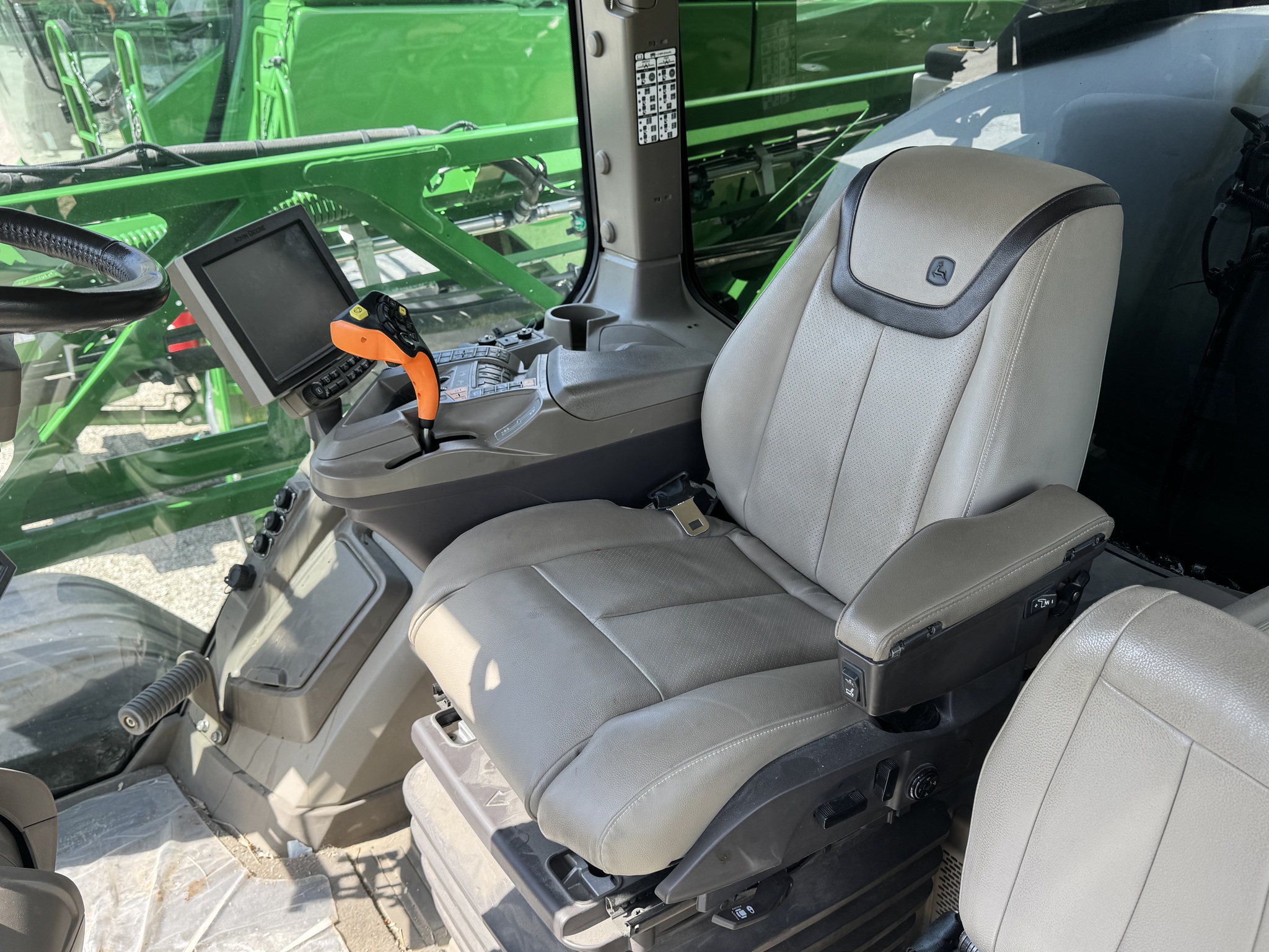 2022 John Deere 612R Image 6