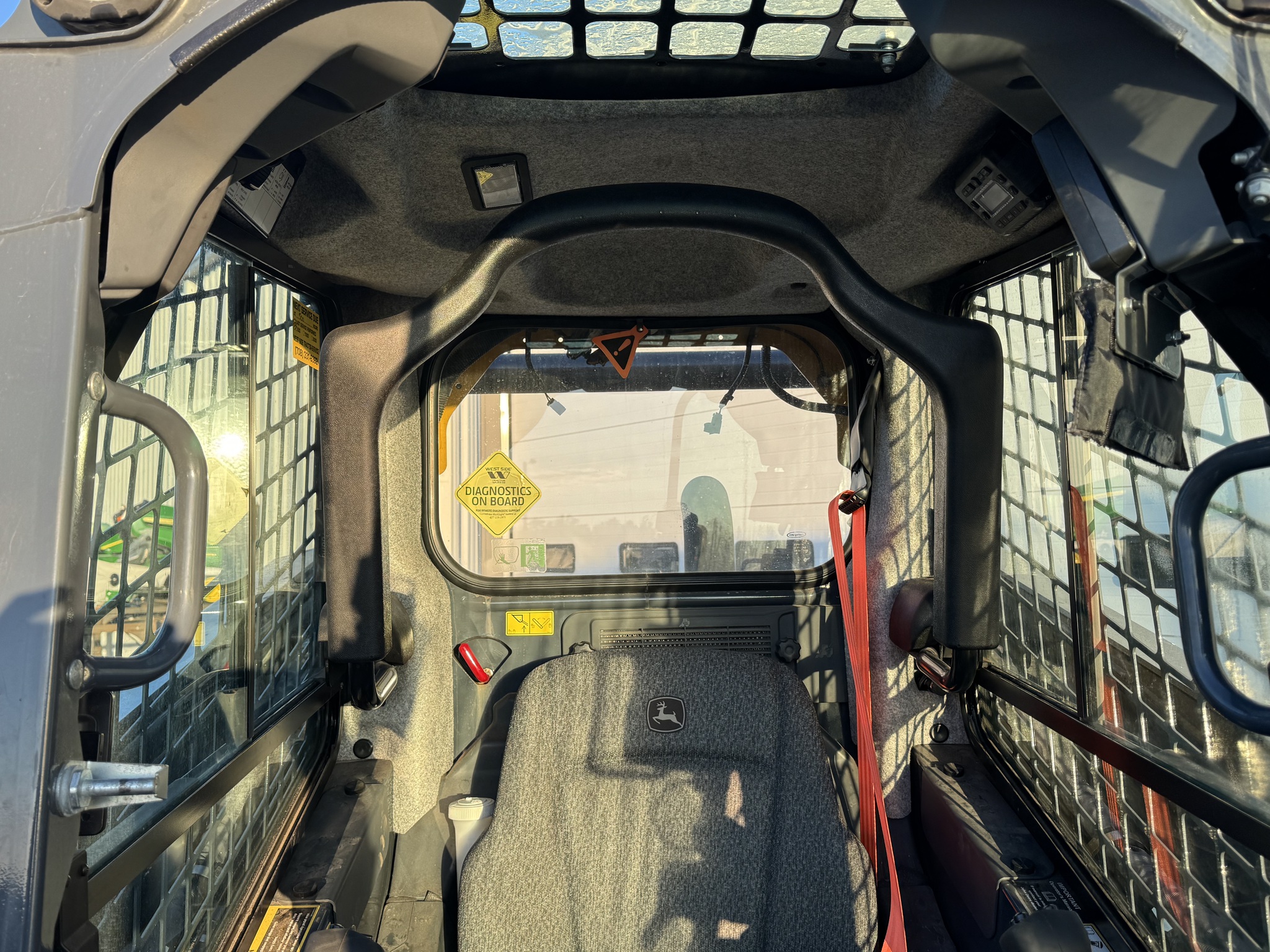 2023 John Deere 330G Image 10