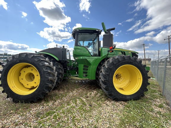 Used 2024 John Deere 9R 640 Articulated 4WD Tractors at Horizon Ag & Turf in Falher, AB - Photo3