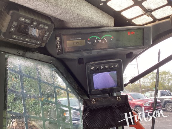 Photo of 2022 John Deere 331G