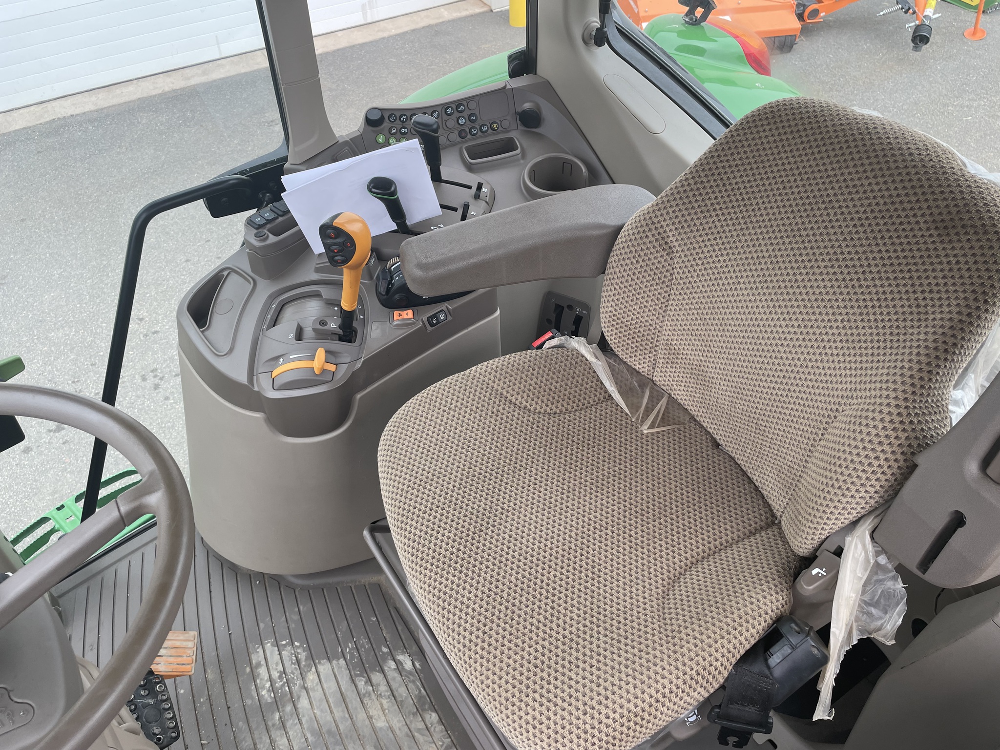 2024 John Deere 6155M Image 17