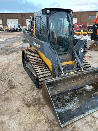 Photo of a 2022 John Deere 325G