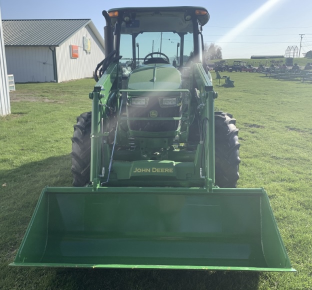 2025 John Deere 5067E Image 3