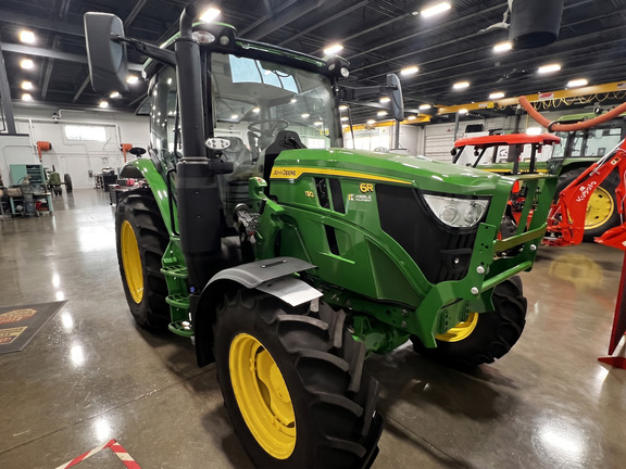  John Deere 6R 130
